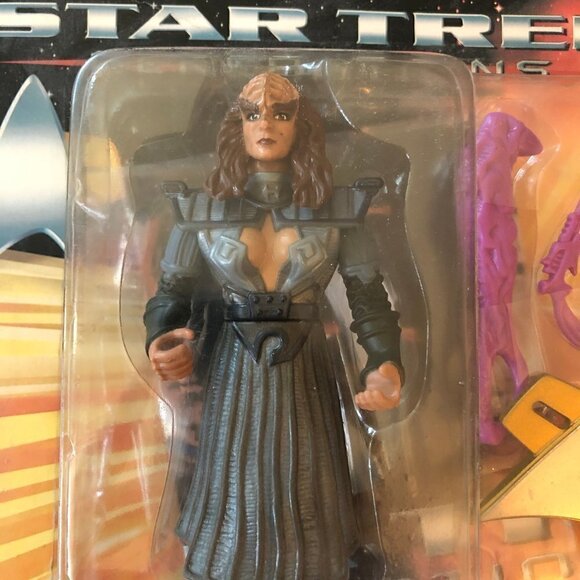 1994 STAR TREK GENERATIONS B'ETOR KLINGON ACTION FIGURE UNOPENED CANADIAN PACKAG - Picture 7 of 7